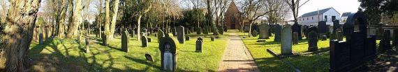 vergrößern und Informationen zum Bild anzeigenPanorama des Friedhofes, aufgenommen aus Richtung des Eingangs