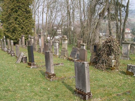 several rows of tombstones