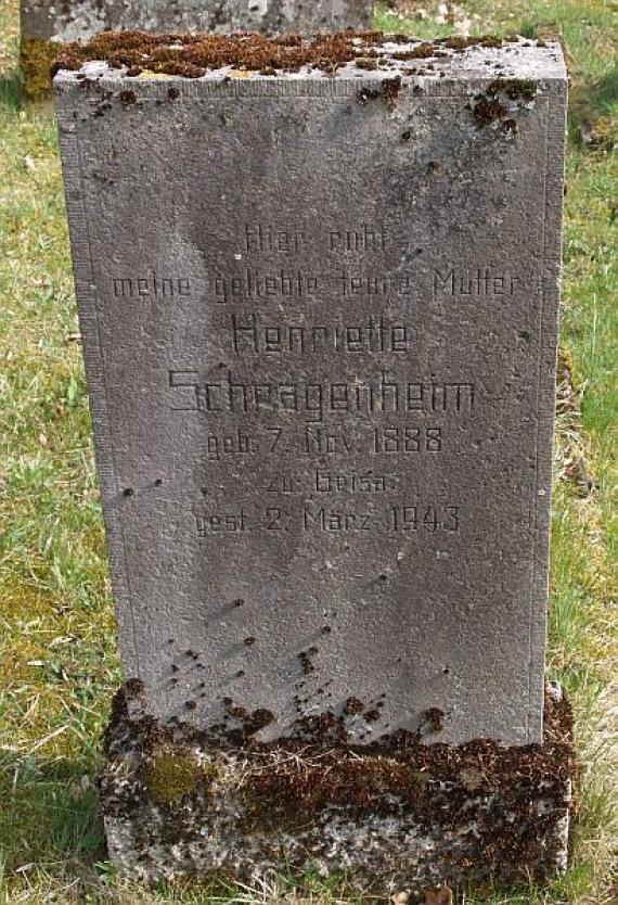 "Here rests my beloved, dear mother".