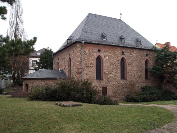 Rückansicht der Synagoge vom Garten aus