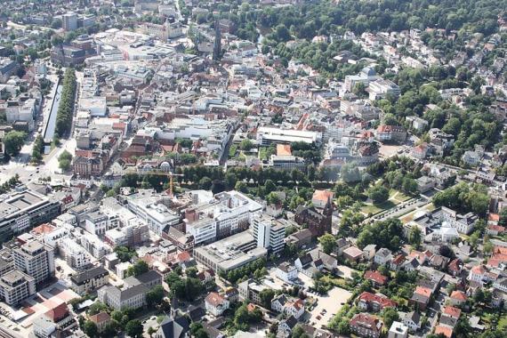 Luftbildaufnahme von Oldenburg in Blickrichtung Süd-Ost