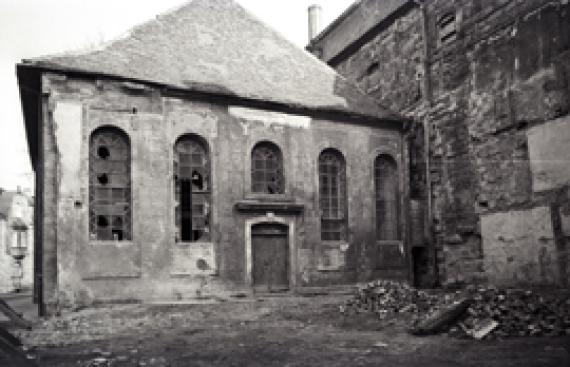 The Bayreuth synagogue survived the National Socialist era only with considerable damage (state of construction 1964). In 1964/65 it was thoroughly renovated.