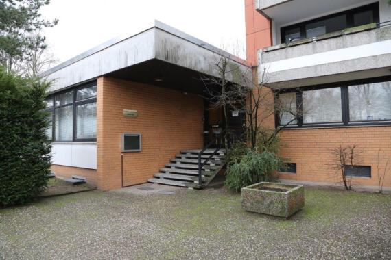 Picture of square house with small staircase