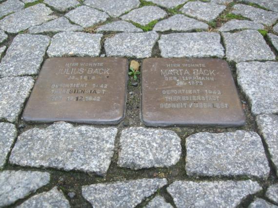 Stolpersteine Ehepaar Back 