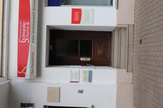 Eingang zum Haus Franzstraße 117