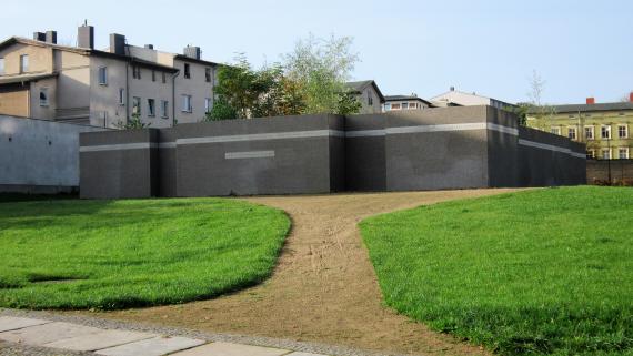 Das Eberswalder Synagogendenkmal „Wachsen-mit-Erinnerung“