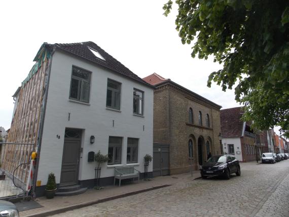 Building of the former Israelite Community School