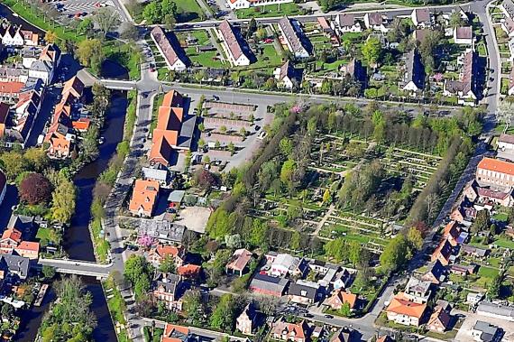 Friedrichstadt at the Eider (view from south)