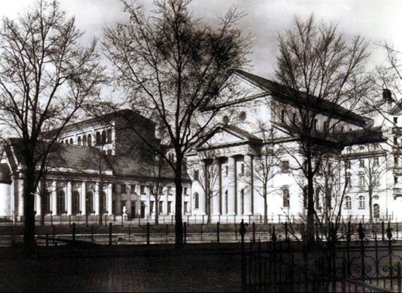 Schwarz-Weiß-Fotografie von der Fraenkelufer-Synagoge um 1917