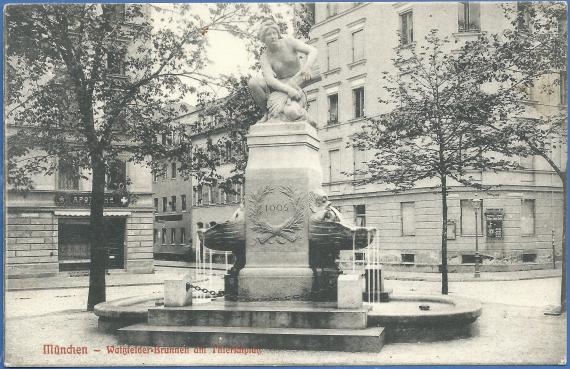 Historische Ansichtskarte aus München mit dem Waitzfelderbrunnen am Thierschplatz, - versandt am 6. Februar 1908