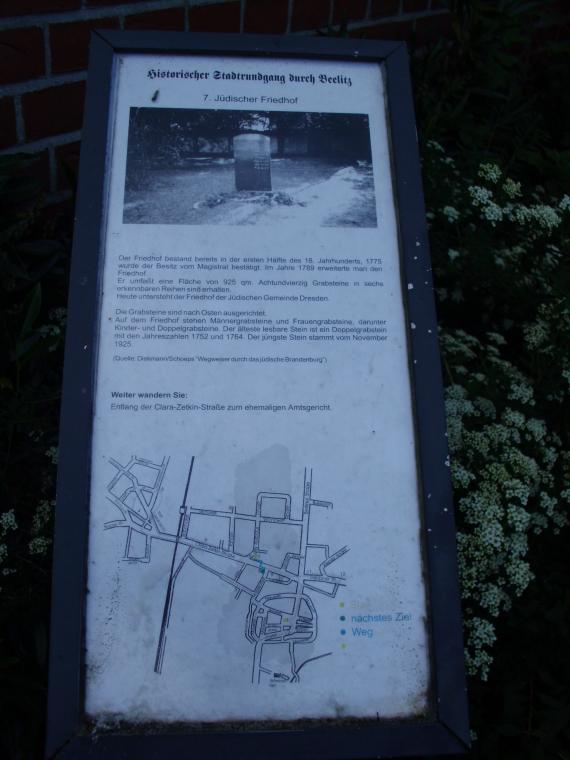 Board with explanation about the cemetery