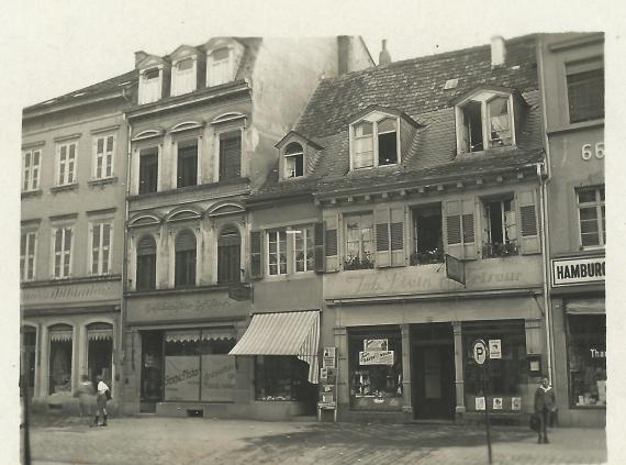 Fotokarte Speyer mit der Textilwarenhandlung Julius Altschüler - versandt am 22. September 1930