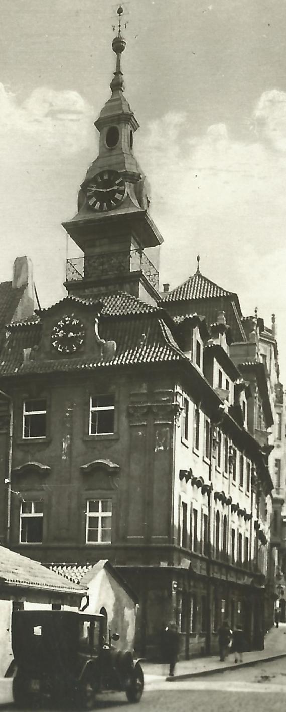 Ansichtskarte von Prag mit der " Altneu-Synagoge und dem Jüdisches Rathaus " aus der Zeit um 1915 - 1925  -  Ausschnittvergrößerung Jüdisches Rathaus