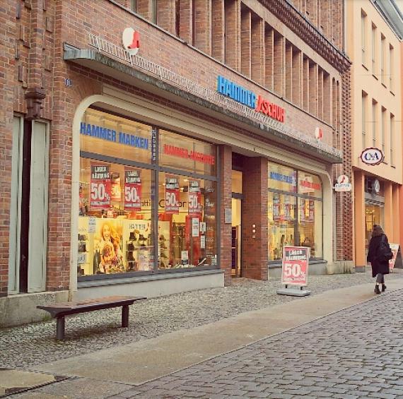 Ehemaliges Kaufhaus "Leonhard Tietz" Fassade eines Kaufhauses
