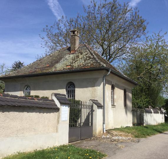 Jewish cemetery in Öhringen in April 2019 - entrance gate with Tahara house