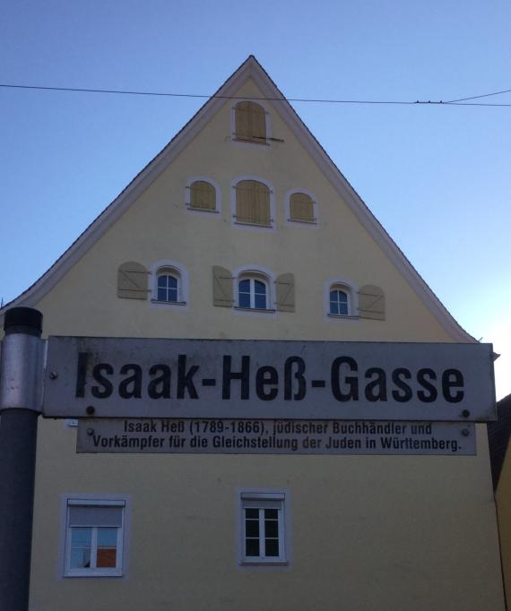 Straßenschild der Isaak - Heß - Gasse in Ellwangen an der Jagst