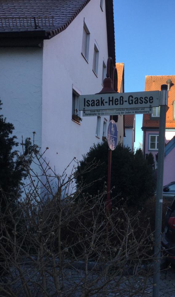 Straßenschild der Isaak - Heß - Gasse in Ellwangen an der Jagst 