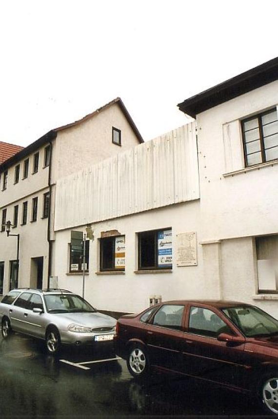 The square of the former synagogue in summer 2005