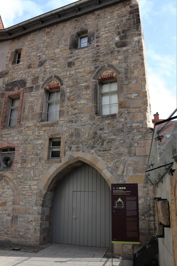 Entrance to the synagogue