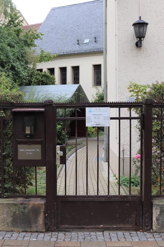 Entrance to the office of the Jewish Community of Thuringia