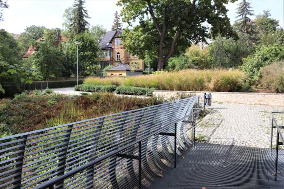 Weg zum Alten Jüdischen Friedhof