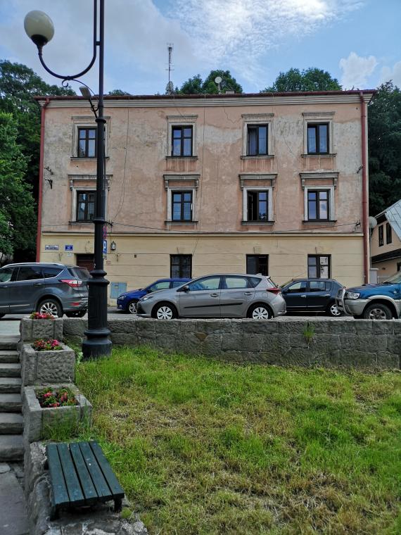 Zamoyskiego 10
