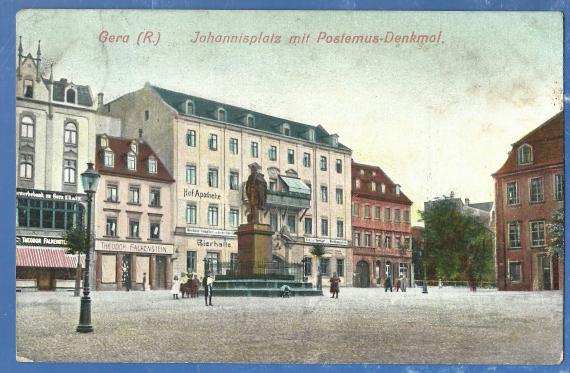 Alte Ansichtskarte Gera - Johannisplatz mit Postdemus-Denkmal und dem Geschäft von Theodor Falkenstein, versandt am 18.August 1911 nach St Louis - USA  