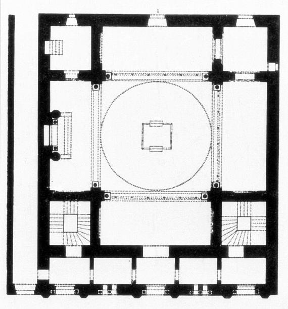 Zeichnung der Grundrissen einer Synagoge. Der Innenraum ist kreuzförmig. 