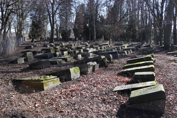 Tombstones lying next to each other