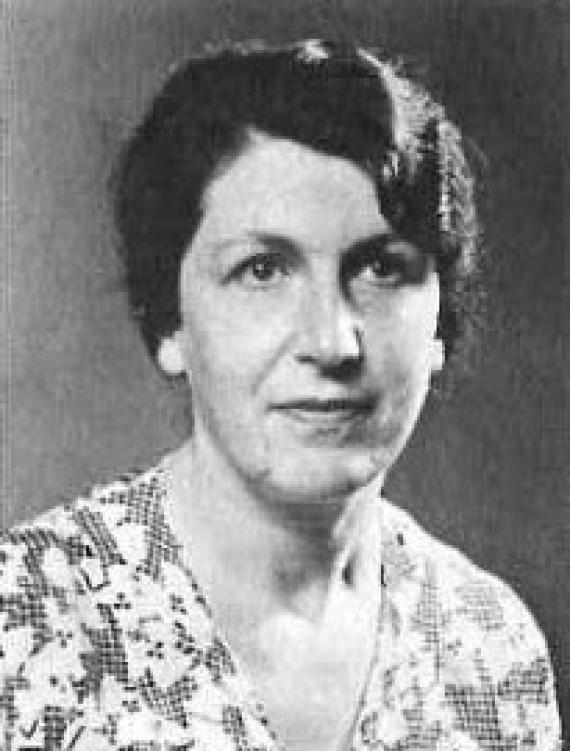 Hertha Fackenheim (geborene Oppenheim) Schwarz-weiß Portrait von Herta Fackenheim