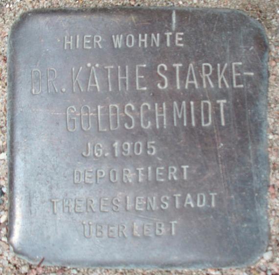  Stolperstein: Here lived | Dr. Käthe Starke-Goldschmidt | JG. 1905 | Deported | Theresienstadt | Survived (all data written in Capslock)