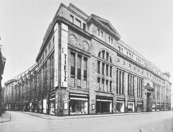 Historisches Foto des Kaufhauses Leonhard Tietz in der Kölner Hohe Straße