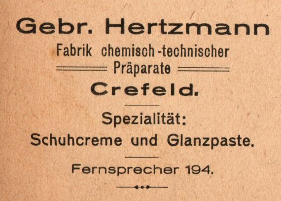 Geschäftspostkarte der " Fabrik chem- technischer Präparate Gebr. Hertzmann " in Crefeld, versandt am 9. Februar 1923 - Ausschnittvergrößerung Firmenname mit Produktwerbung