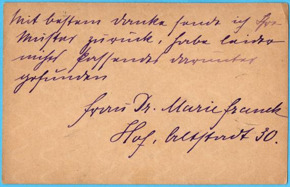 Postkarte geschäftlicher Art an Herrn Siegfried Lamm in Berlin, Breite Straße 1 - versandt am 13. Februar 1897 - Kartenrückseite - rückseitiger Text:
Mit bestem Danke sende ich Ihr Muster zurück,habe leider nichts Passendes gefunden - Frau Dr. Marie Frank, - Hof, Altstadt 30