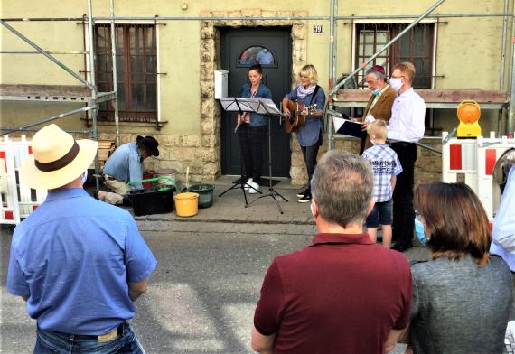 Stumbling stone laying for " Hanna Neumaier " on September 20, 2020 in Lauchheim, Hauptstraße 39