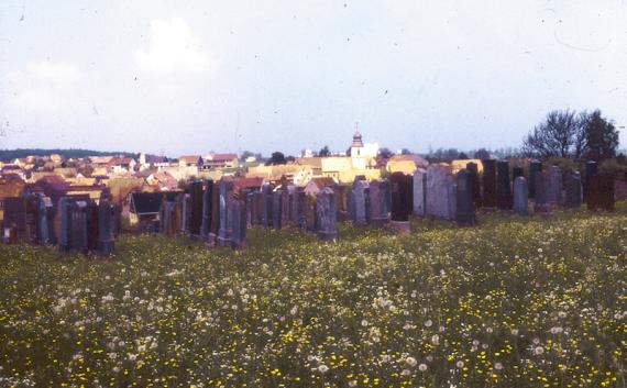 Ermetzhofen Jewish cemetery . Photo: Christoph Daxelmüller