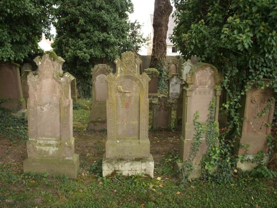 Fellheim, Jewish cemetery Hahn (Alemannia Judaica