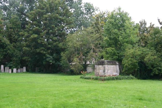 Augsburg-Kriegshaber Jüdischer Friedhof  Mair