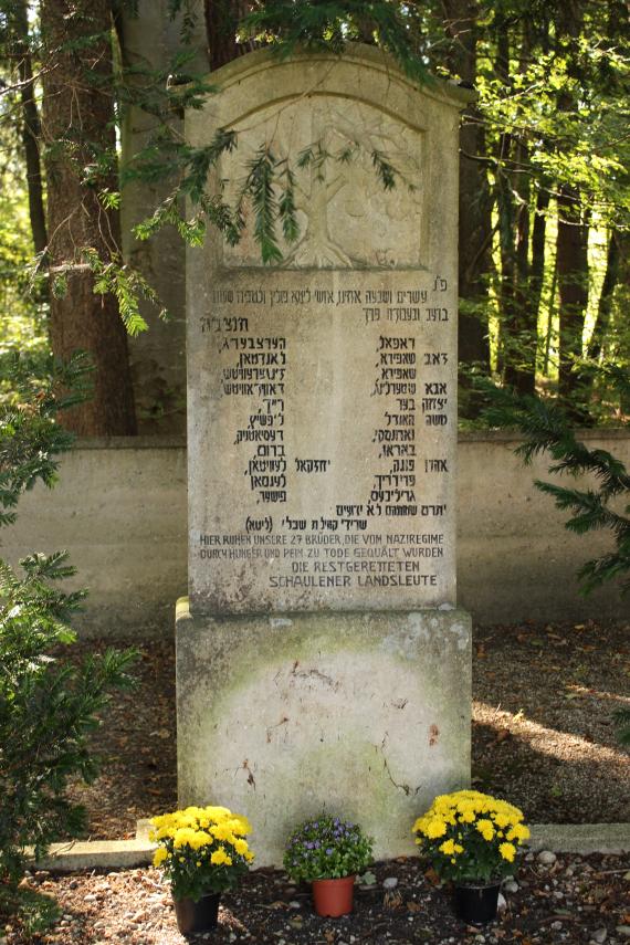 Utting - concentration camp cemetery and memorial site