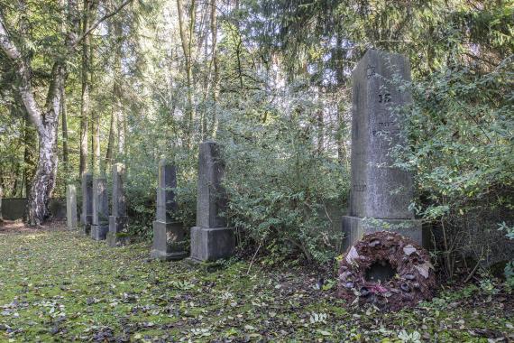 Igling/Holzhausen KZ-Friedhof und Gedenkstätte Brandl