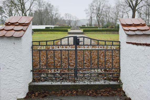 Neunburg v. Wald concentration camp cemetery Brandl