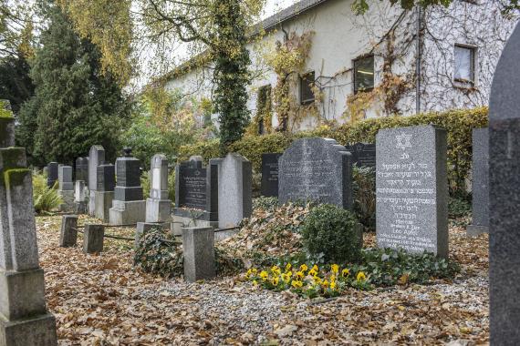 Straubing cemetery Brandl