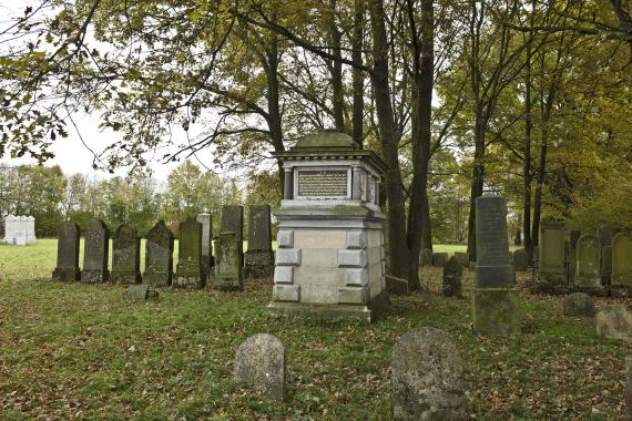 Wallerstein Cemetery Brandl