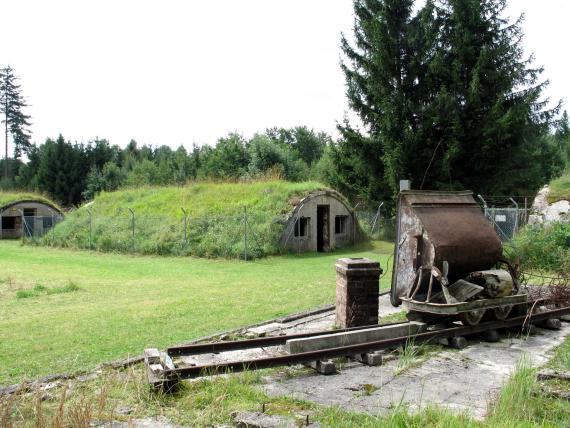 Landberg/Erpfting Kaufering VII Holocaust-Gedenkstätte