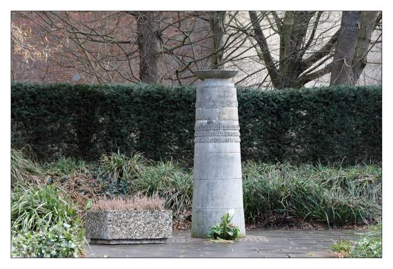 Ehemaliger Standort der Synagoge - Mahnmal