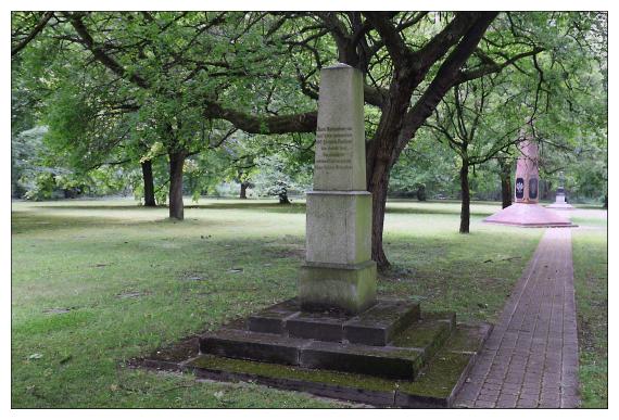 Stele zum Gedenken an die ermordeten Juden