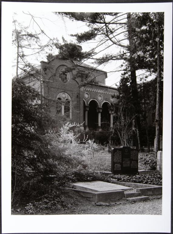 Exterior view of the mourning hall