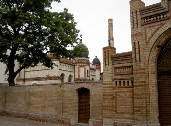 Bild von der Synagoge von außen