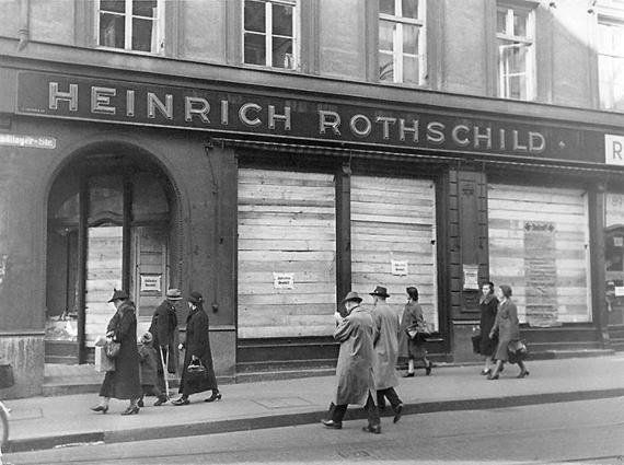 Hat shop, view from the street