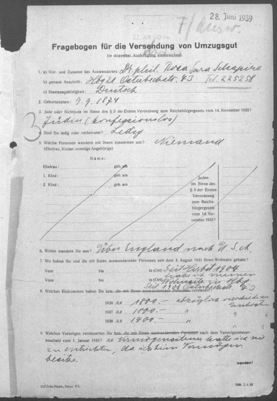 A scan shows the form for registering removal goods that Rosa SChapire filled out for her departure